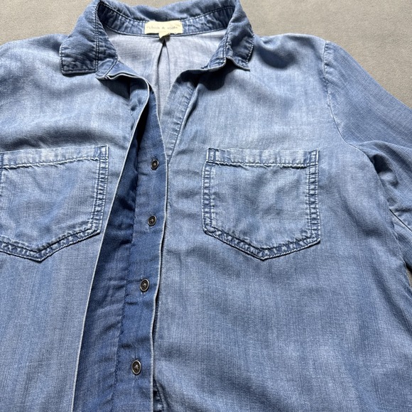 Cloth & Stone Shirt Womens Medium Blue Tencel Long Sleeve Button Up Chambray Top - Picture 5 of 14